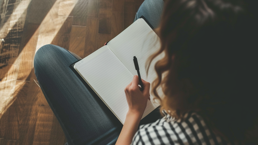 How to Solve the 3 Biggest Problems That Stop You from Journaling